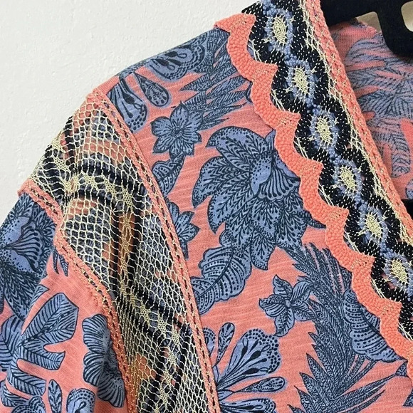 J Jill Sz MP Tunic Style Top Floral Boho Coral and Blue Metallic Lace Detail - Picture 8 of 10